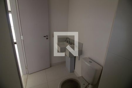 Banheiro de kitnet/studio à venda com 1 quarto, 27m² em Santo Amaro, São Paulo