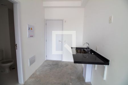 Cozinha de kitnet/studio à venda com 1 quarto, 27m² em Santo Amaro, São Paulo