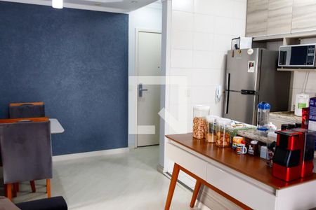 sala de apartamento para alugar com 2 quartos, 50m² em Bussocaba, Osasco