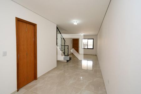 Sala de casa à venda com 3 quartos, 110m² em Campininha, São Paulo