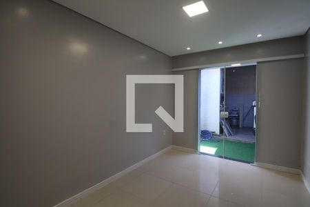 Quarto 2 de casa à venda com 2 quartos, 75m² em Harmonia, Canoas