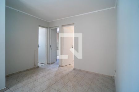 Sala de apartamento para alugar com 2 quartos, 45m² em Jardim Guadalajara, Sorocaba