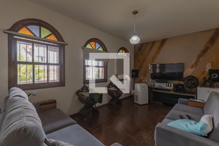 Sala de casa para alugar com 4 quartos, 316m² em Alípio de Melo, Belo Horizonte