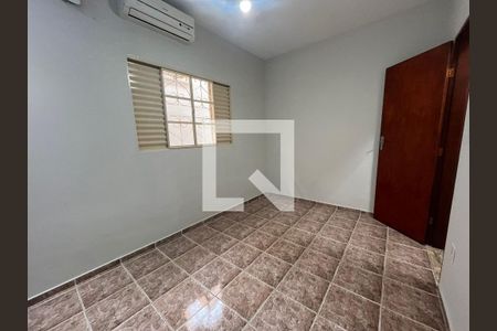 Quarto 1 de casa para alugar com 2 quartos, 125m² em Jardim Amanda I, Hortolândia