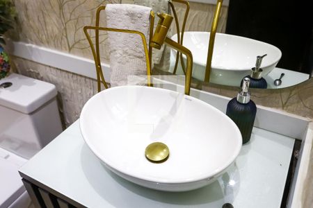 Lavabo de casa à venda com 3 quartos, 160m² em Jardim Pazini, Taboão da Serra