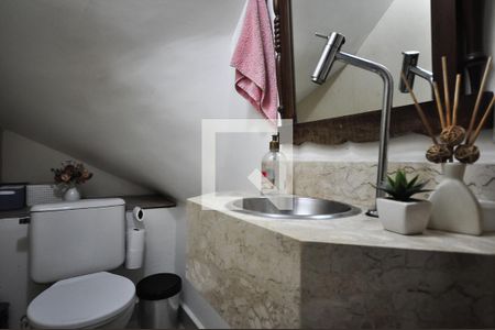 Lavabo de casa para alugar com 2 quartos, 140m² em Jardim Monte Alegre, Taboão da Serra