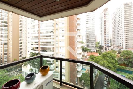 Varanda de apartamento à venda com 1 quarto, 43m² em Vila Nova Conceição, São Paulo