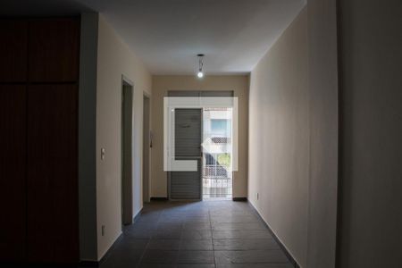 SALA de kitnet/studio à venda com 1 quarto, 40m² em Bosque, Campinas