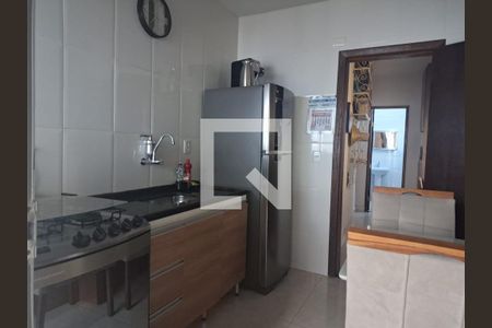 Cozinha de casa para alugar com 1 quarto, 70m² em Nacional, Contagem