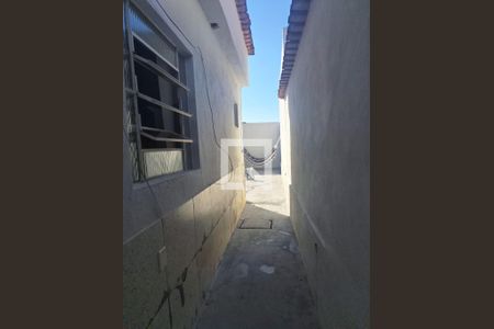 Área Externa de casa para alugar com 1 quarto, 70m² em Nacional, Contagem