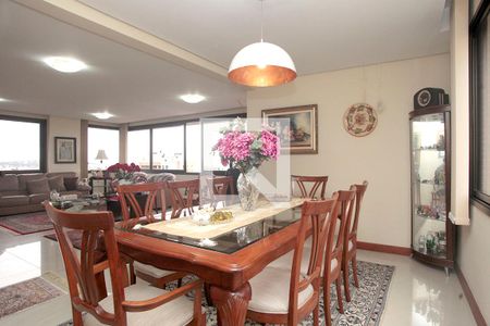 Sala de Jantar de apartamento à venda com 4 quartos, 200m² em Rio Branco, Porto Alegre