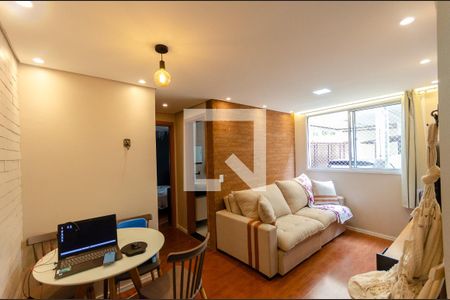 Sala de apartamento à venda com 2 quartos, 43m² em Jardim Íris, São Paulo