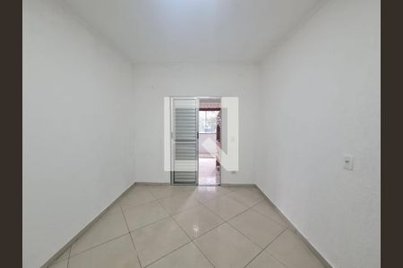 Quarto 1  de casa para alugar com 2 quartos, 125m² em Jardim Flor da Montanha, Guarulhos