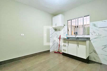 Cozinha de kitnet/studio para alugar com 1 quarto, 30m² em Jardim Las Vegas, Guarulhos