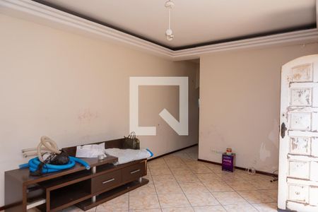 Sala de casa para alugar com 2 quartos, 120m² em Jardim Piratininga, São Paulo