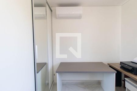 Quarto de kitnet/studio para alugar com 1 quarto, 27m² em Guabirotuba, Curitiba