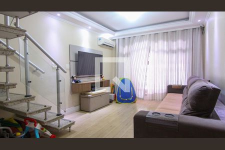 Sala de casa à venda com 3 quartos, 128m² em Jardim Ana Rosa, São Paulo