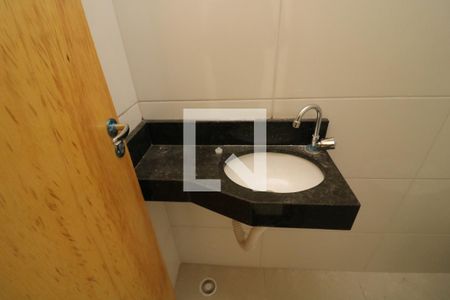 Lavabo de casa à venda com 2 quartos, 75m² em Vila Antonieta, São Paulo