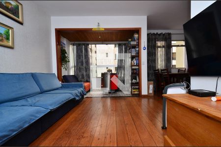 Sala de estar de apartamento à venda com 3 quartos, 100m² em Sion, Belo Horizonte