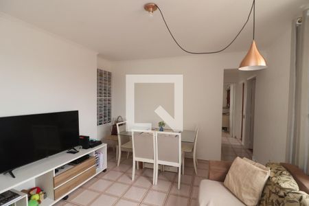 Apartamento à venda com 55m², 2 quartos e 1 vagaSala de TV