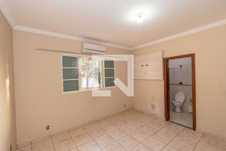 Suite  de casa para alugar com 3 quartos, 1250m² em Vila Real Santista, Hortolândia