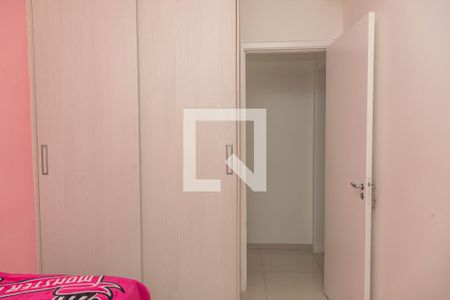 Quarto 2  de apartamento à venda com 2 quartos, 43m² em Canhema, Diadema