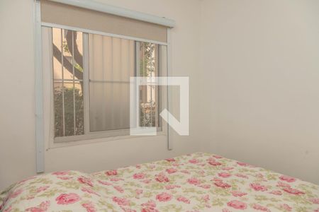 Quarto 1  de apartamento à venda com 2 quartos, 43m² em Canhema, Diadema