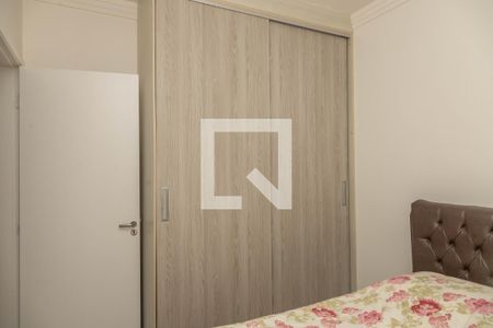 Quarto 1  de apartamento à venda com 2 quartos, 43m² em Canhema, Diadema