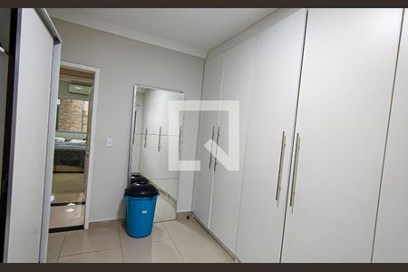 quarto 1 de casa de condomínio para alugar com 4 quartos, 120m² em Taquara, Rio de Janeiro