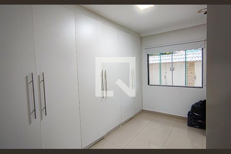 quarto 1 de casa de condomínio para alugar com 4 quartos, 120m² em Taquara, Rio de Janeiro