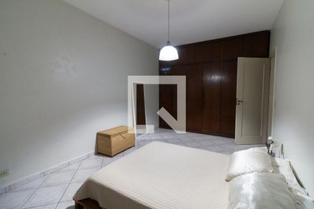 Quarto 1 de casa para alugar com 2 quartos, 133m² em Jardim Trussardi, São Paulo