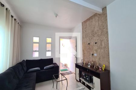 Casa à venda com 149m², 3 quartos e 3 vagasSala