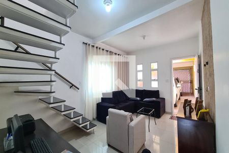 Casa à venda com 149m², 3 quartos e 3 vagasSala