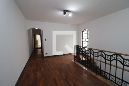 Sala de casa para alugar com 2 quartos, 150m² em Vila Carrão, São Paulo