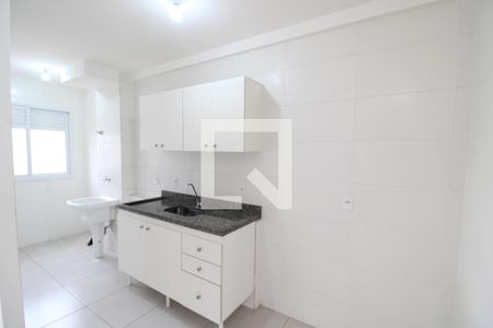 Sala / Cozinha de apartamento à venda com 2 quartos, 50m² em Vila Pita, São Paulo