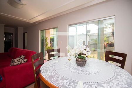 Sala de casa para alugar com 6 quartos, 384m² em Samambaia Sul (samambaia), Brasília