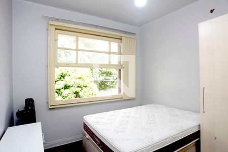 Quarto 1 de apartamento à venda com 3 quartos, 80m² em Petrópolis, Porto Alegre