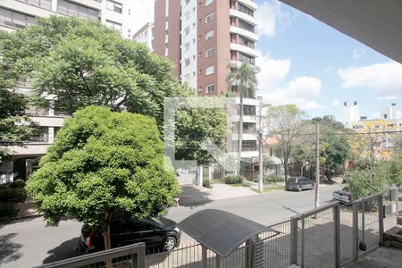 Quarto 1 Vista de apartamento à venda com 3 quartos, 80m² em Petrópolis, Porto Alegre