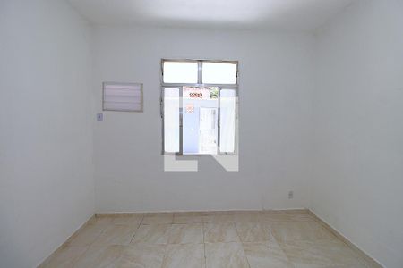 Quarto 1 de casa para alugar com 2 quartos, 75m² em Vaz Lobo, Rio de Janeiro