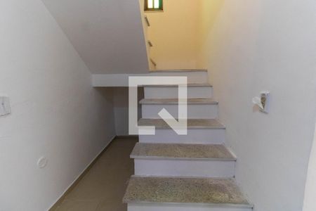 Escada de casa à venda com 3 quartos, 270m² em Maravista, Niterói