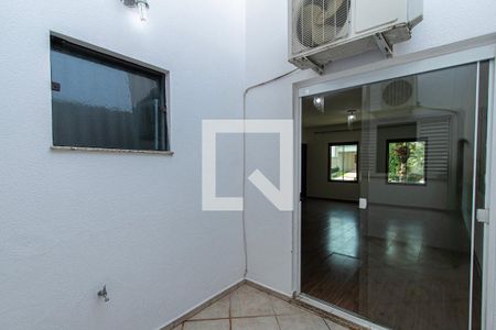 Área de Luz Sala de casa de condomínio para alugar com 3 quartos, 250m² em Jardim Vila Inglesa, Sorocaba