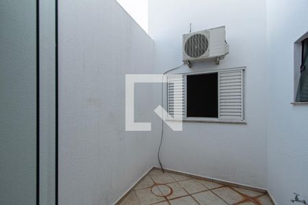 Área de Luz Sala de casa de condomínio para alugar com 3 quartos, 250m² em Jardim Vila Inglesa, Sorocaba