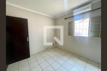 Quarto 2 de casa à venda com 3 quartos, 125m² em Mirante de Jundiaí, Jundiaí