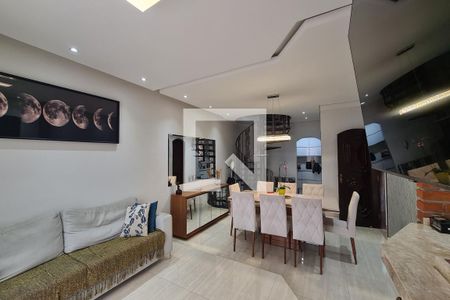 Sala de casa à venda com 4 quartos, 270m² em Sítio da Figueira, São Paulo