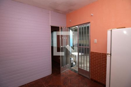 Sala de casa para alugar com 1 quarto, 42m² em Cordovil, Rio de Janeiro