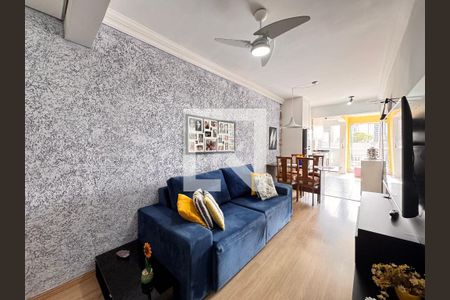 Sala de apartamento à venda com 2 quartos, 50m² em Campestre, Santo André