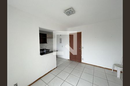 Sala de apartamento para alugar com 2 quartos, 55m² em Cascadura, Rio de Janeiro