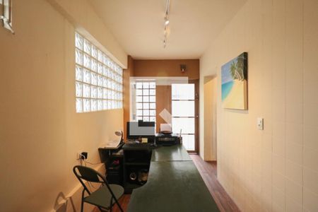 Casa à venda com 252m², 2 quartos e 5 vagas Casa à venda com 252m², 2 quartos e 5 vagasHall de Entrada