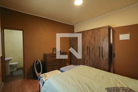 Casa à venda com 252m², 2 quartos e 5 vagas Casa à venda com 252m², 2 quartos e 5 vagasSuíte