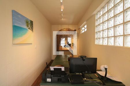 Casa à venda com 252m², 2 quartos e 5 vagas Casa à venda com 252m², 2 quartos e 5 vagasHall de Entrada